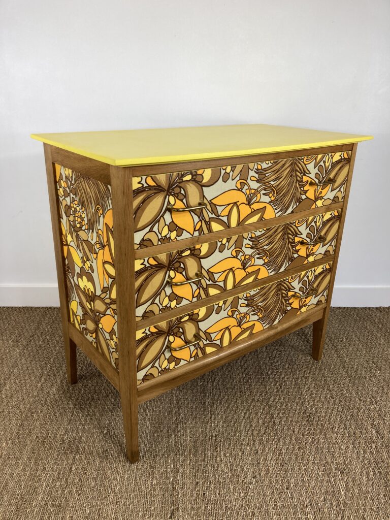 Commode ancienne restaurée