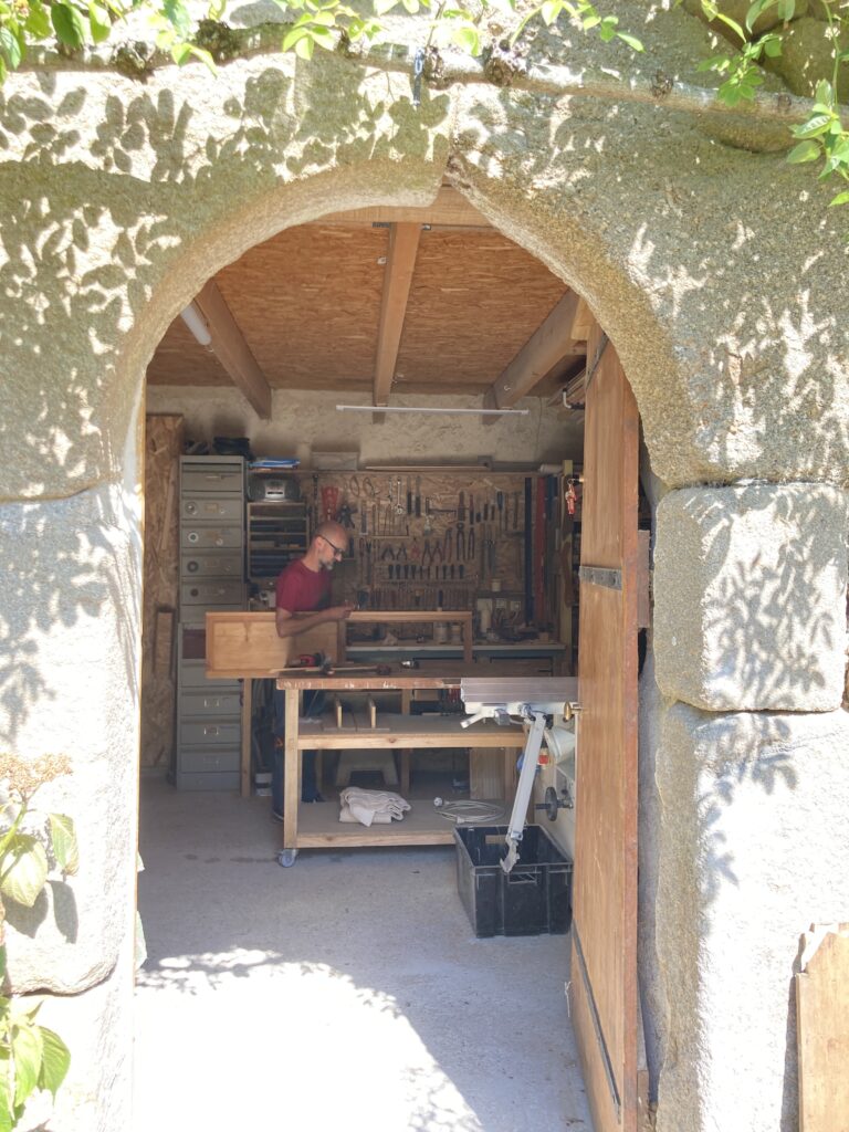 Découvrez mon parcours d’ébéniste-restaurateur et ma démarche